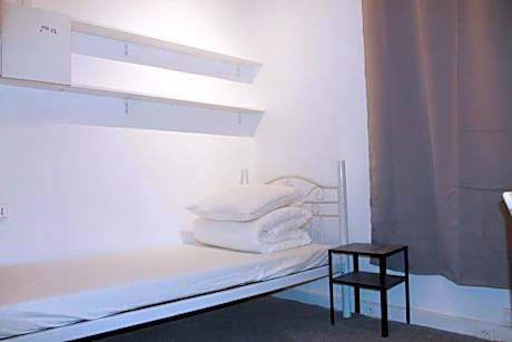 Single Room with Shared Toilet