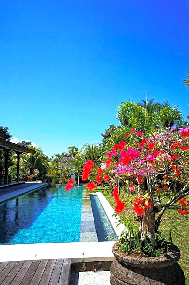 Villa Taman Kanti - 2 Bedroom private villa with swimming pool