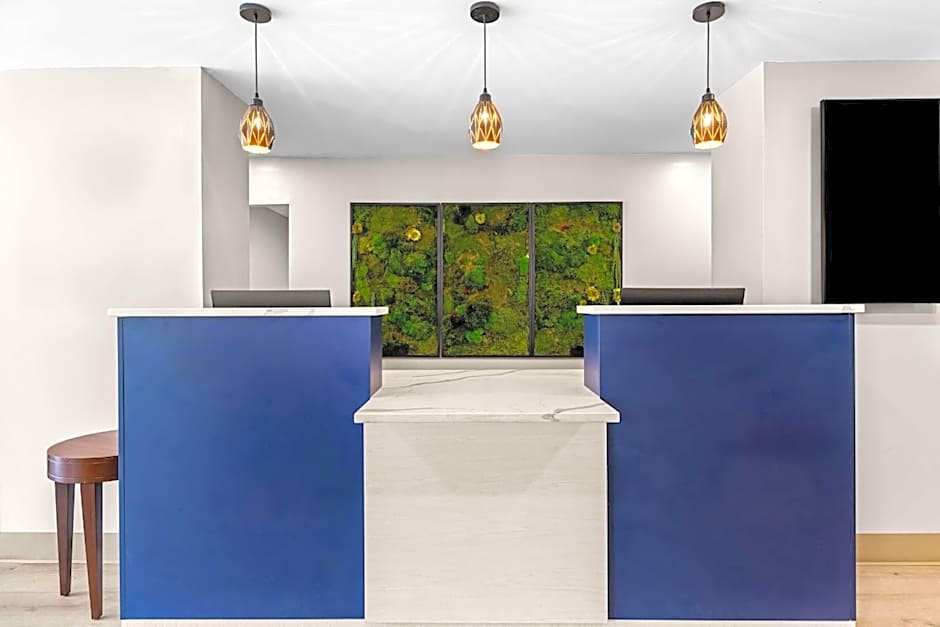 Best Western Buffalo Inn & Suites