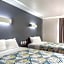 Motel 6-Laredo, TX - Airport