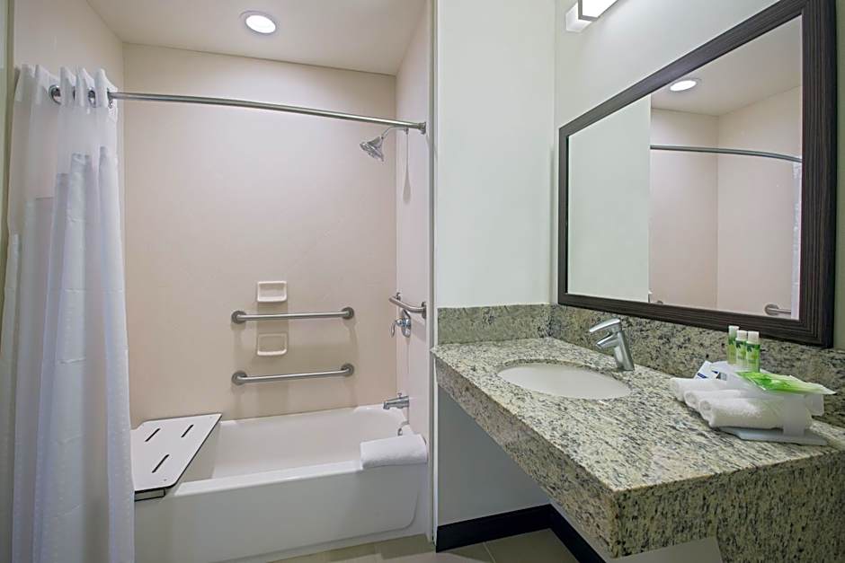Holiday Inn Express & Suites Kailua-Kona By IHG