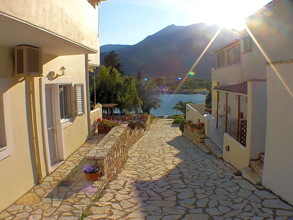 Geni Garden Apartments