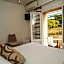 Hotel B Lodge