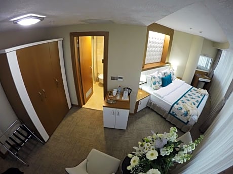 Suite with City View