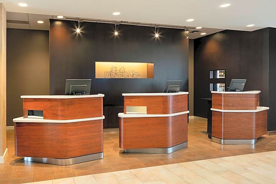 Courtyard by Marriott Denver Airport