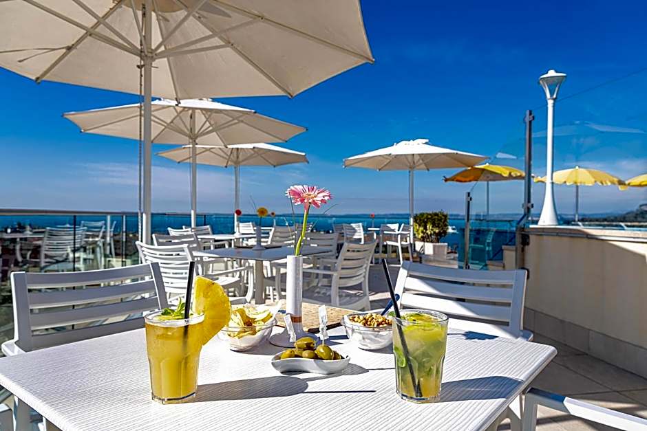 Sky Pool Hotel Sole Garda