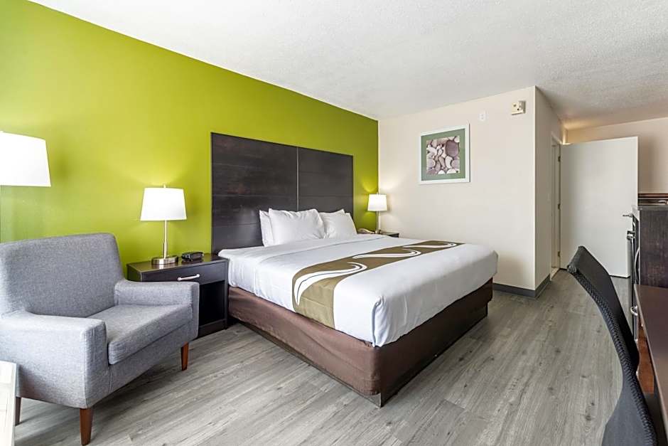 Quality Inn & Suites Vandalia near I-70 and Hwy 51