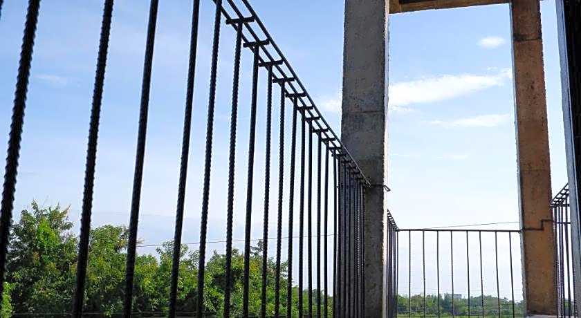 Black Elephant Boutique