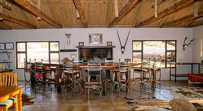 Zoutpanputs Game Lodge