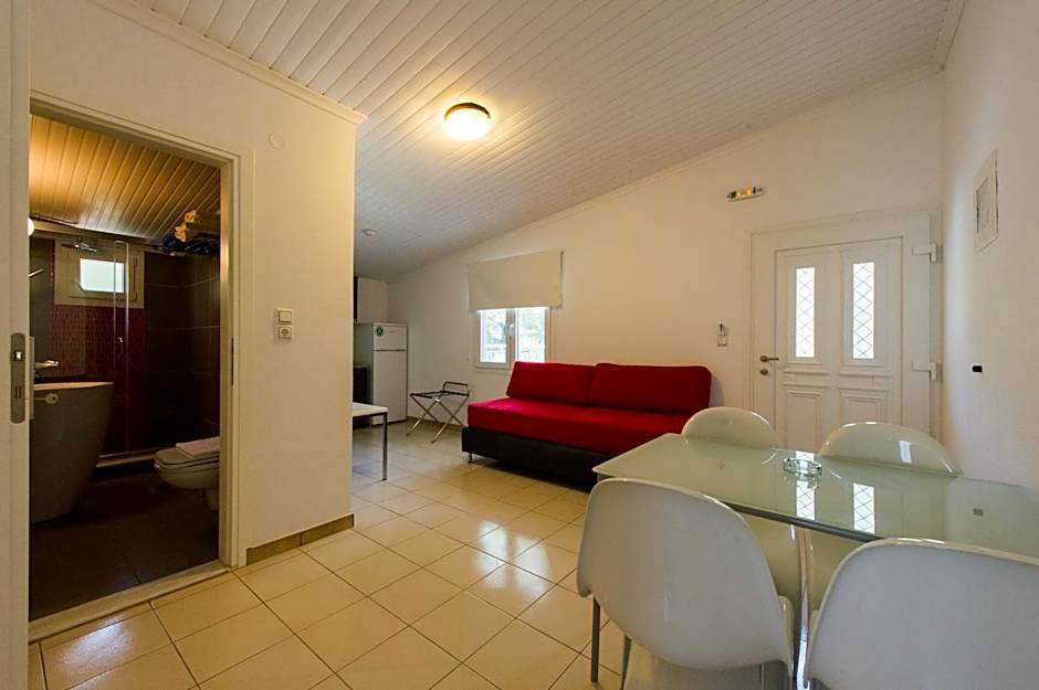 Photo 1 of 5 of Family Suite