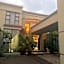 Casa Flora Guesthouse