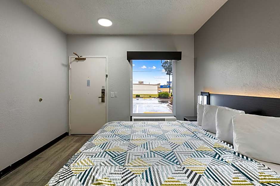 Studio 6 Suites Jacksonville, NC – Camp LeJeune