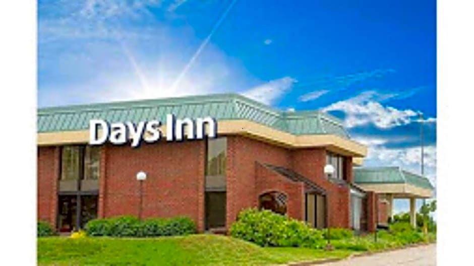 Days Inn by Wyndham Rolla