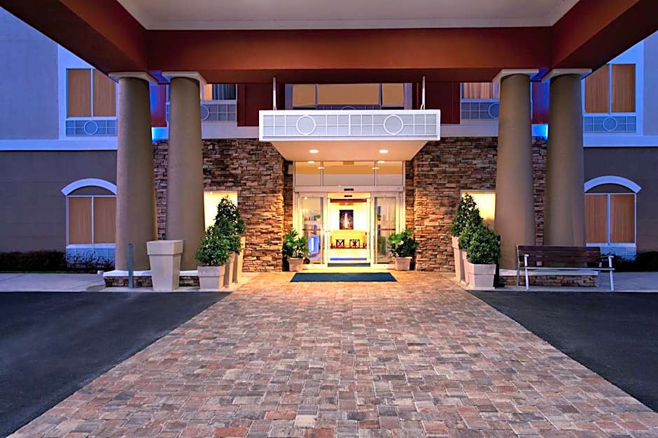 Holiday Inn Express Lake Wales North-Winter Haven By IHG