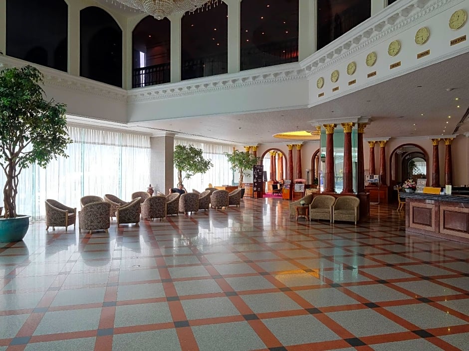 Royal Benja Hotel