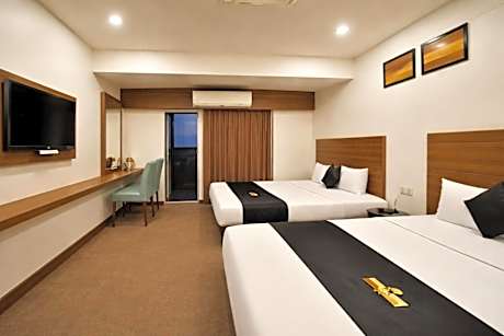 Deluxe Quadruple Room