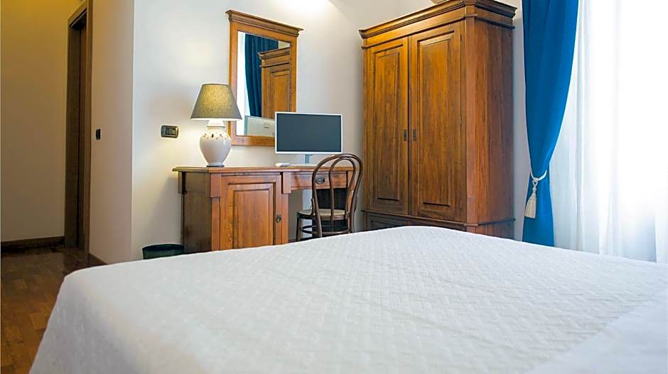 Hotel La Piazzetta