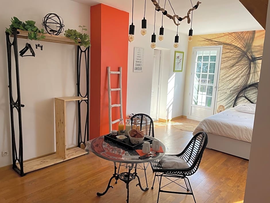 Belle Chambre Double ORANGE Tout Bonnement Bien