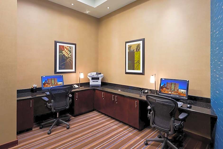 Embassy Suites By Hilton Denver Downtown Convention Center