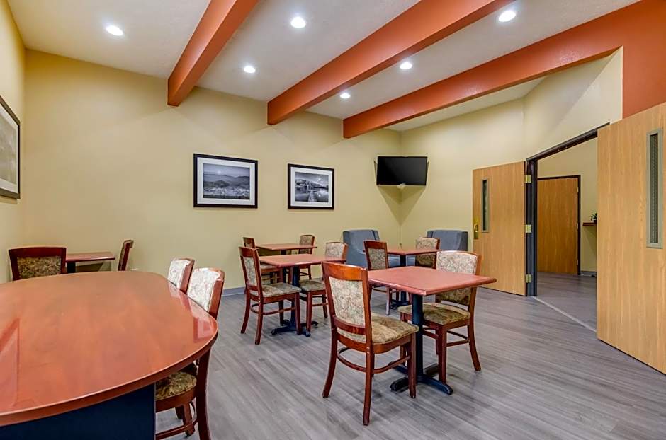 Americas Best Value Inn & Suites