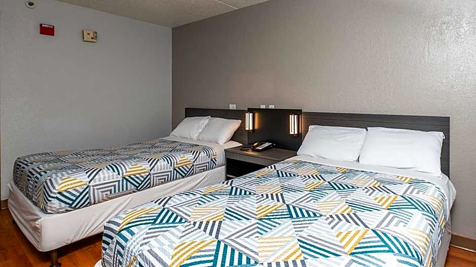 Motel 6-Branford, CT - New Haven