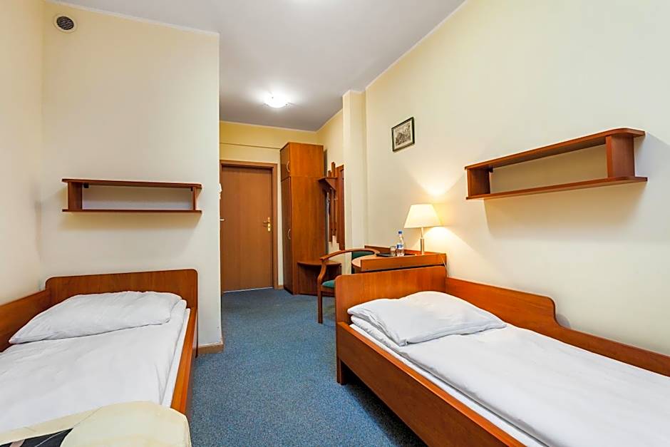 Photo 1 of 9 of Economy, View, Ground Floor
