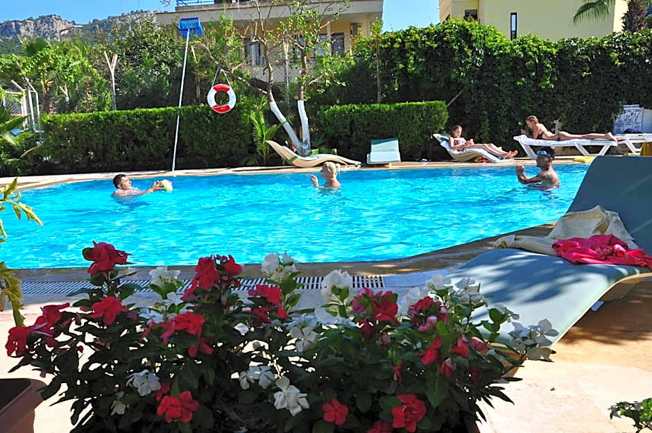 Tuncer Garden Hotel
