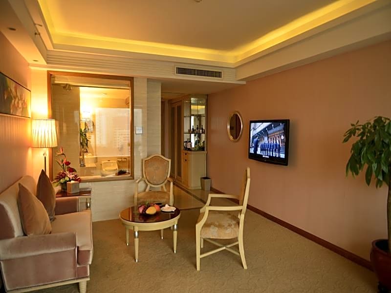 Vili International Hotel