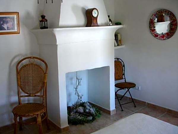 Almond Reef Casa Rural