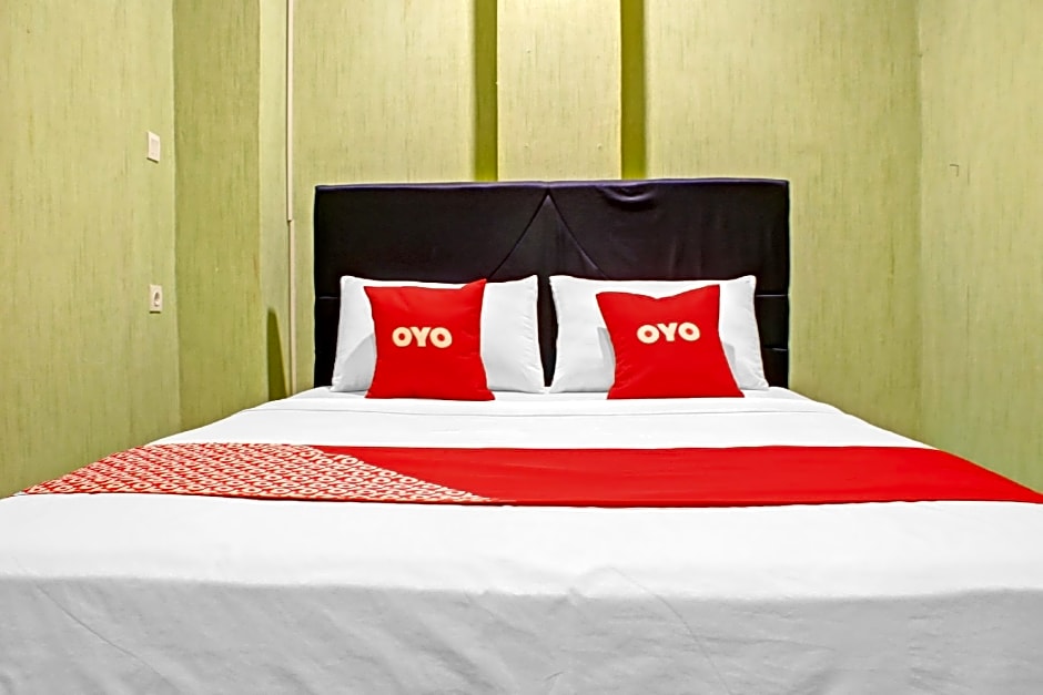OYO 90112 Hotel Permata Inn