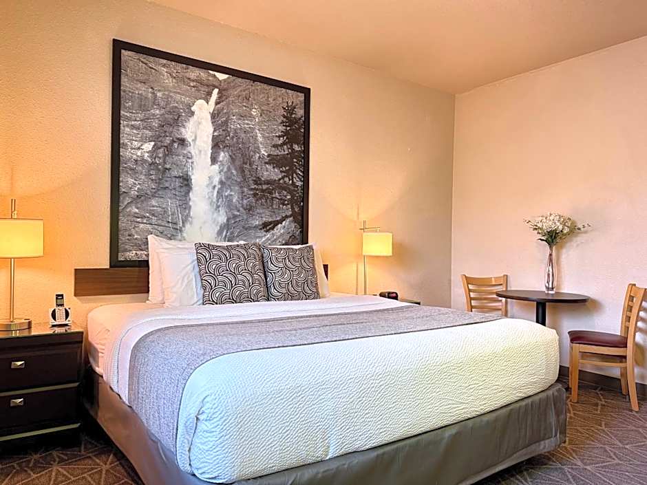 High Point Inn & Suites Peace River