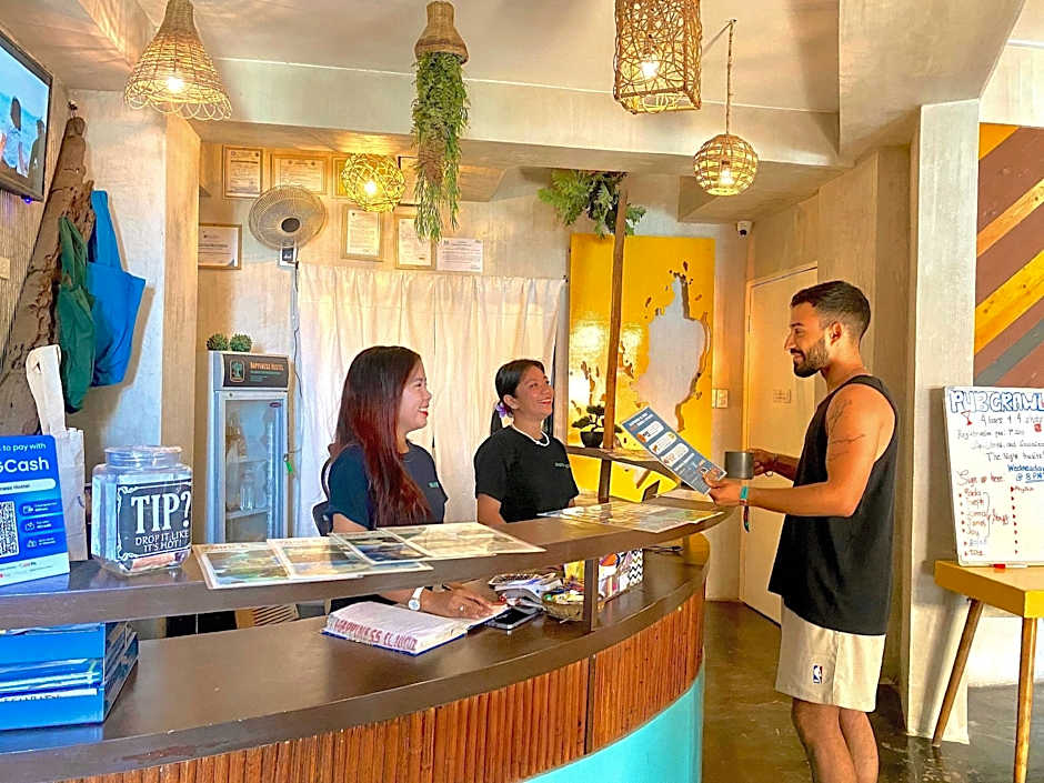 Happiness Hostel El Nido
