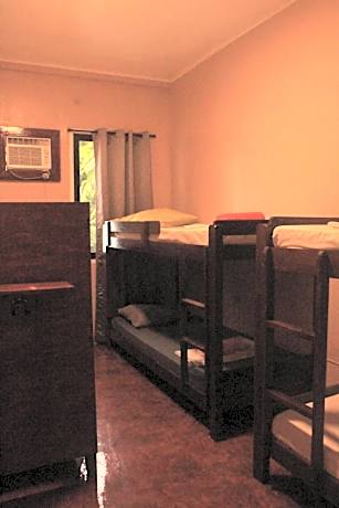 6-Bed Mixed Dormitory Room