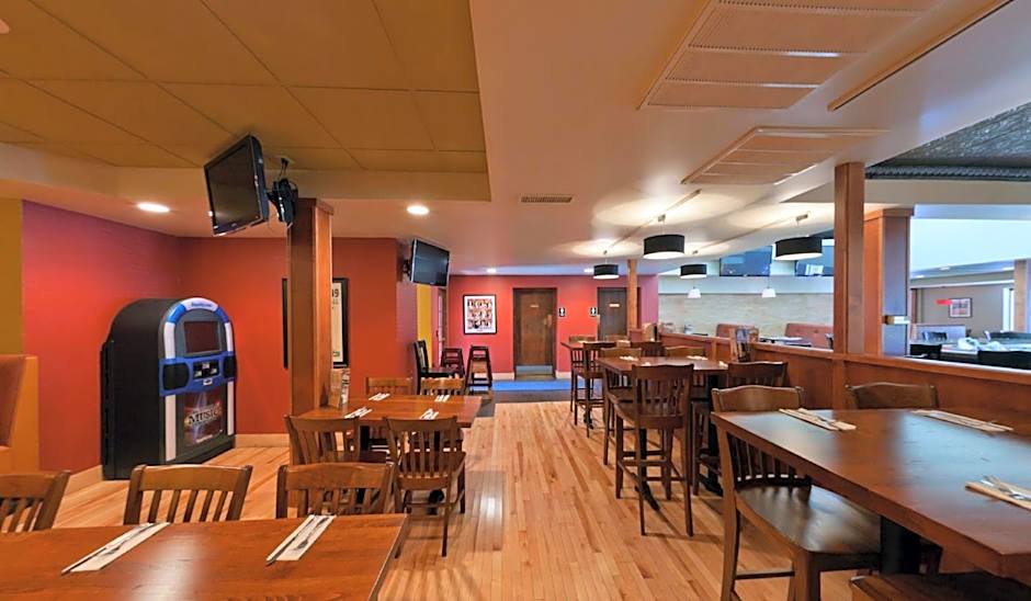 Country Inn & Suites by Radisson, Woodbury, MN