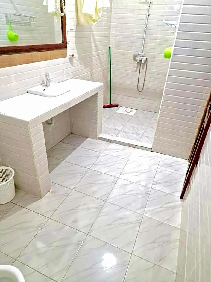 Baraka Beach Bungalows