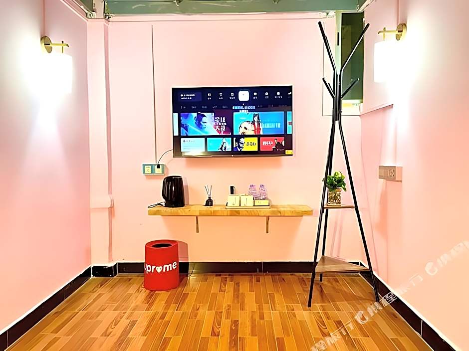 Chihiro Apartment (Guangzhou Shangxiajiu children's Hospital )