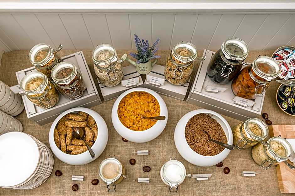 Dunalastair Hotel Suites