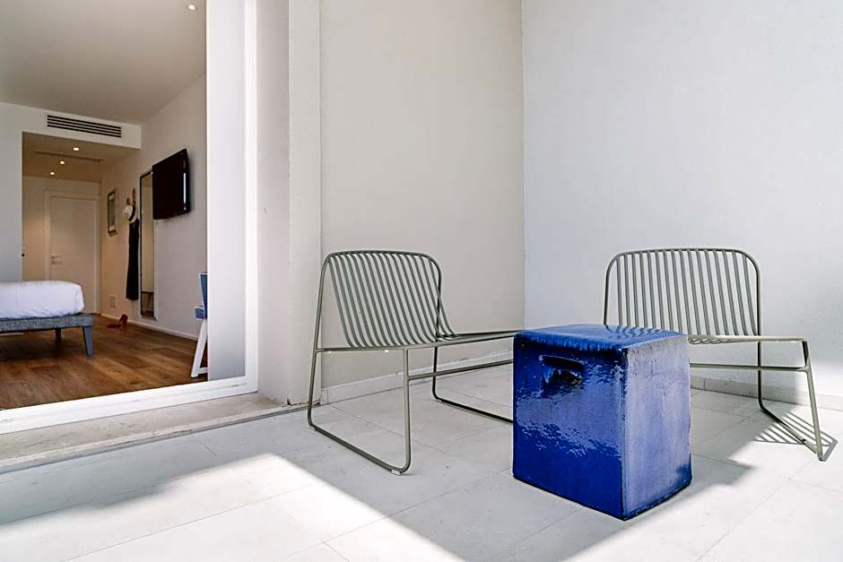 NUMA HOTEL
