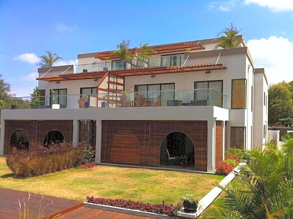 Olana Blue - Beachfront apartment