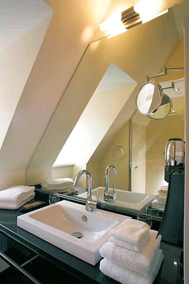 Schiefer Suite Hotel & Apartments