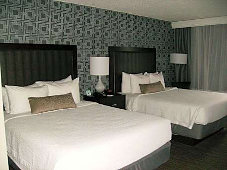 Queen Room with Two Queen Beds - Non-Smoking