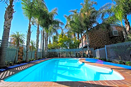 Cattlemans Country Motor Inn & Serviced Apartments