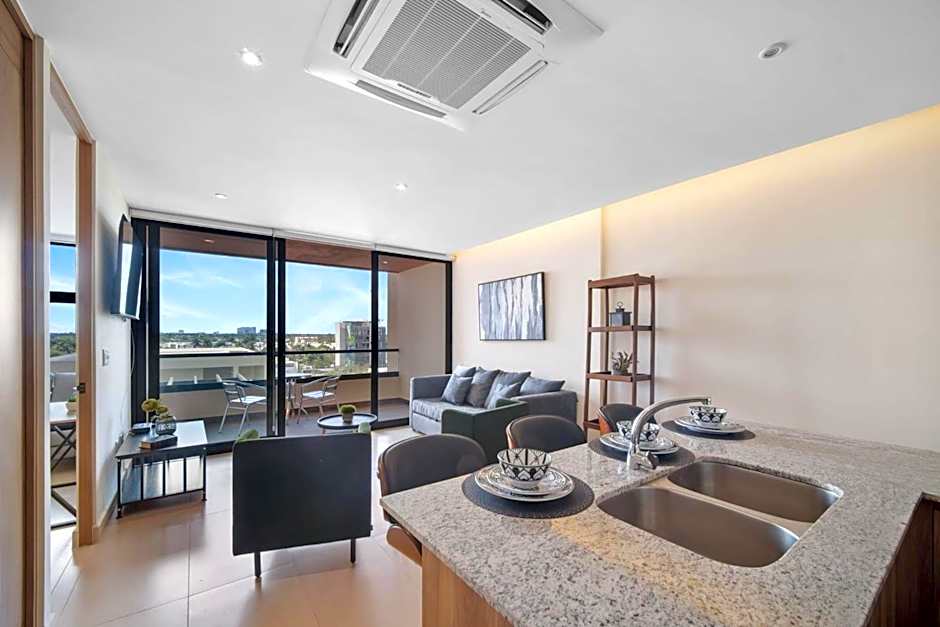 BALTIA Luxurious One Bedroom Ap