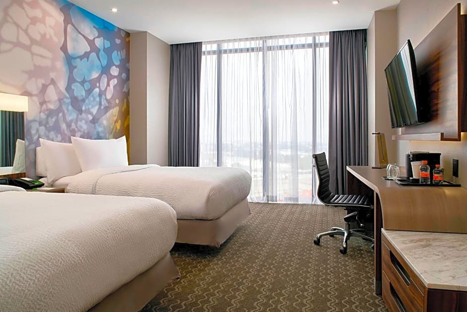 Courtyard by Marriott Mexico City Toreo