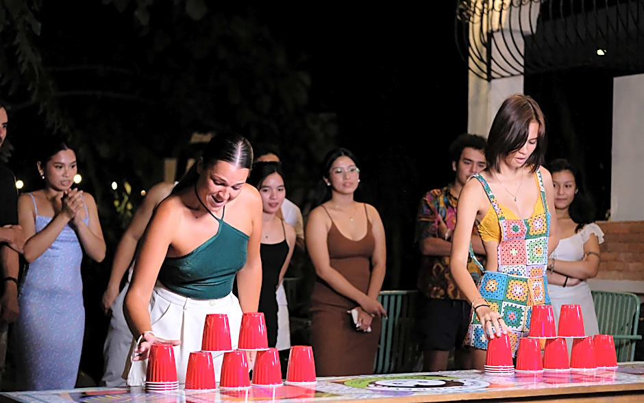 Mad Monkey Dumaguete