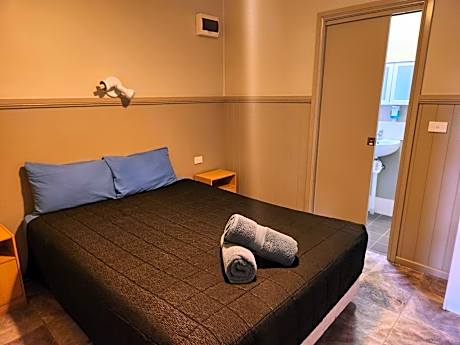 Two Room Superior Ensuite Cabin