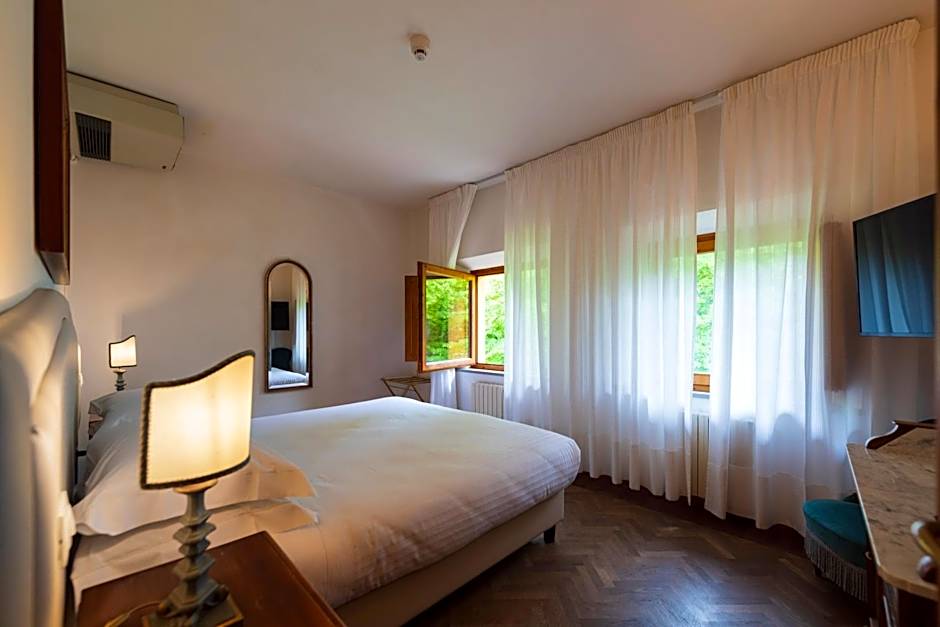 Villa Scacciapensieri Boutique Hotel