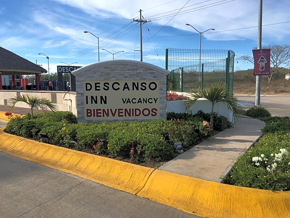El Descanso Inn
