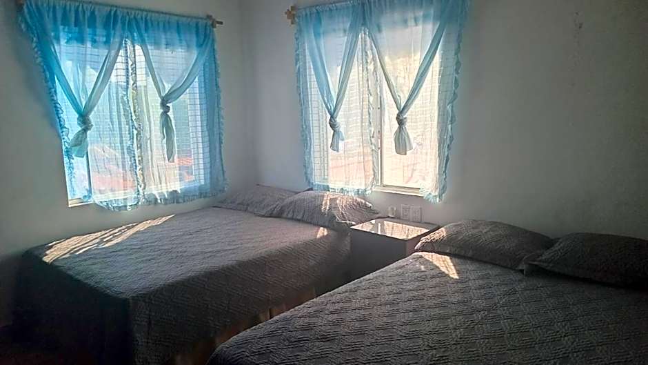 Hotel Casa Raymundo Suites