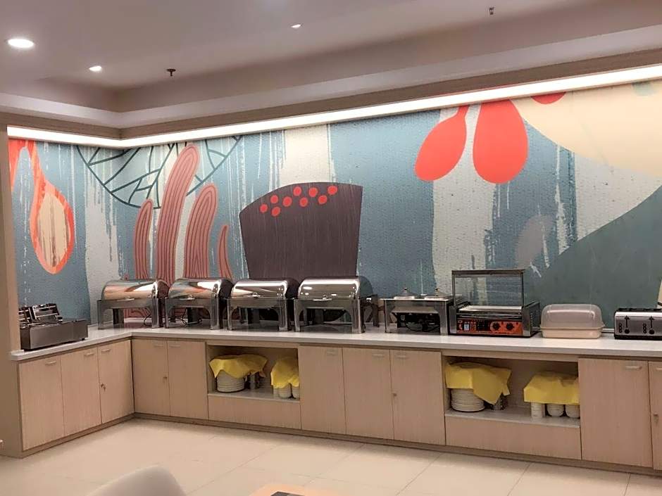 Hanting Hotel Dandong Railway Station